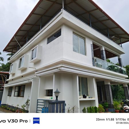 Gokula Homestay Subrahmanya Exterior foto