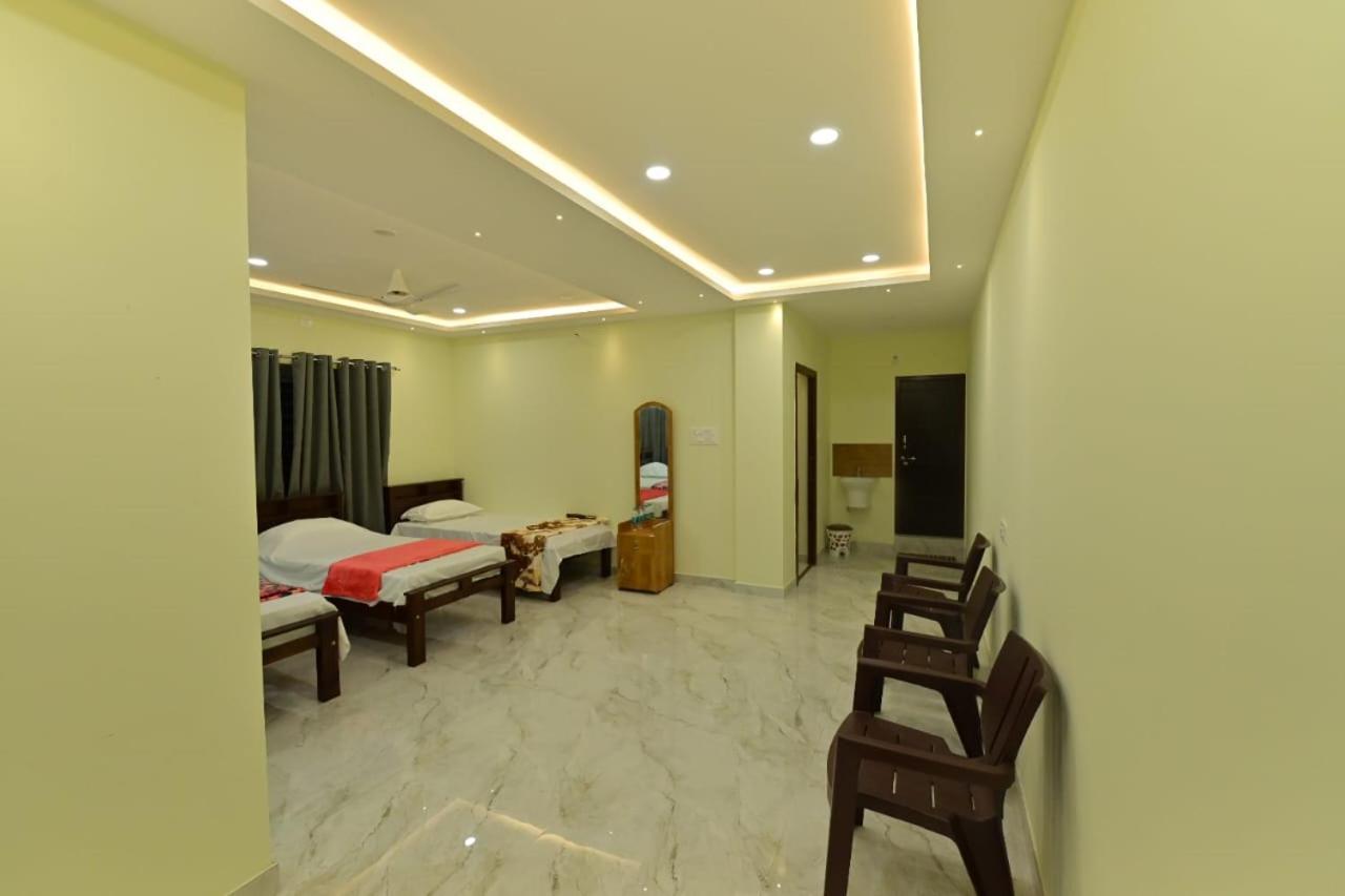 Gokula Homestay Subrahmanya Exterior foto